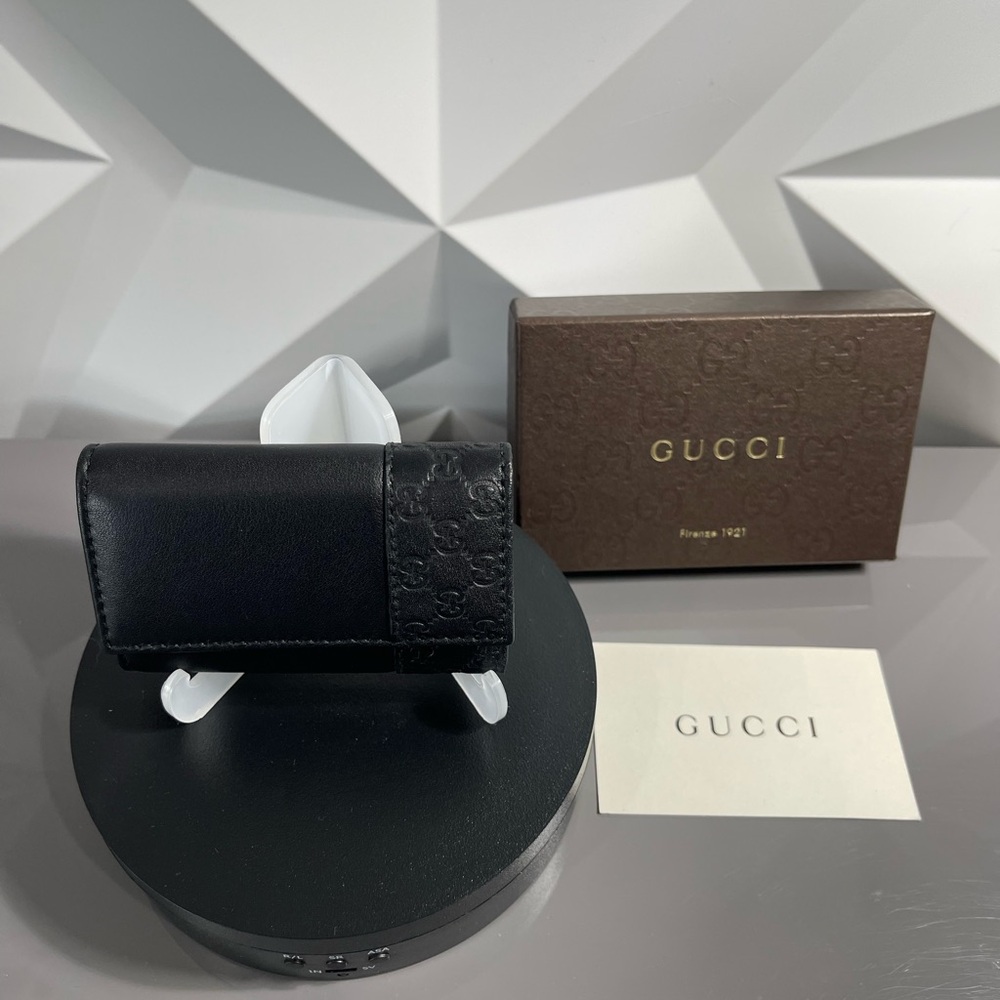 BNIB Gucci Black Embossed Leather Card/Key Holder